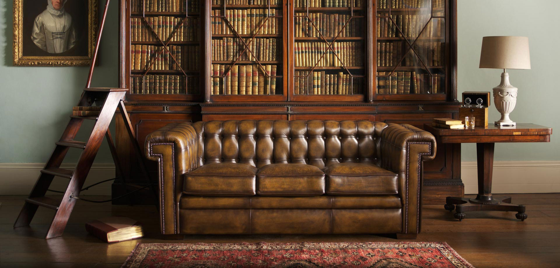 Stanley 3 seater antiqued leather classic chesterfield sofa