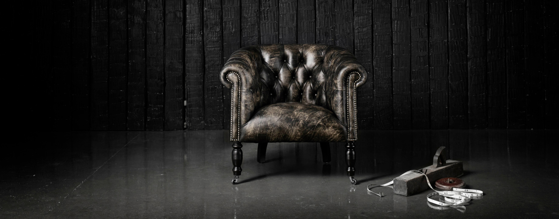Oxford chesterfield luxury genuine leather chair combining tub style form with refined craftsmanship