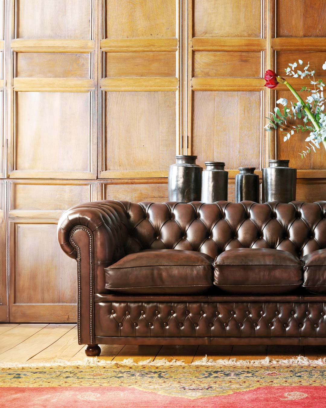 Stamford antiqued leather Chesterfield sofa