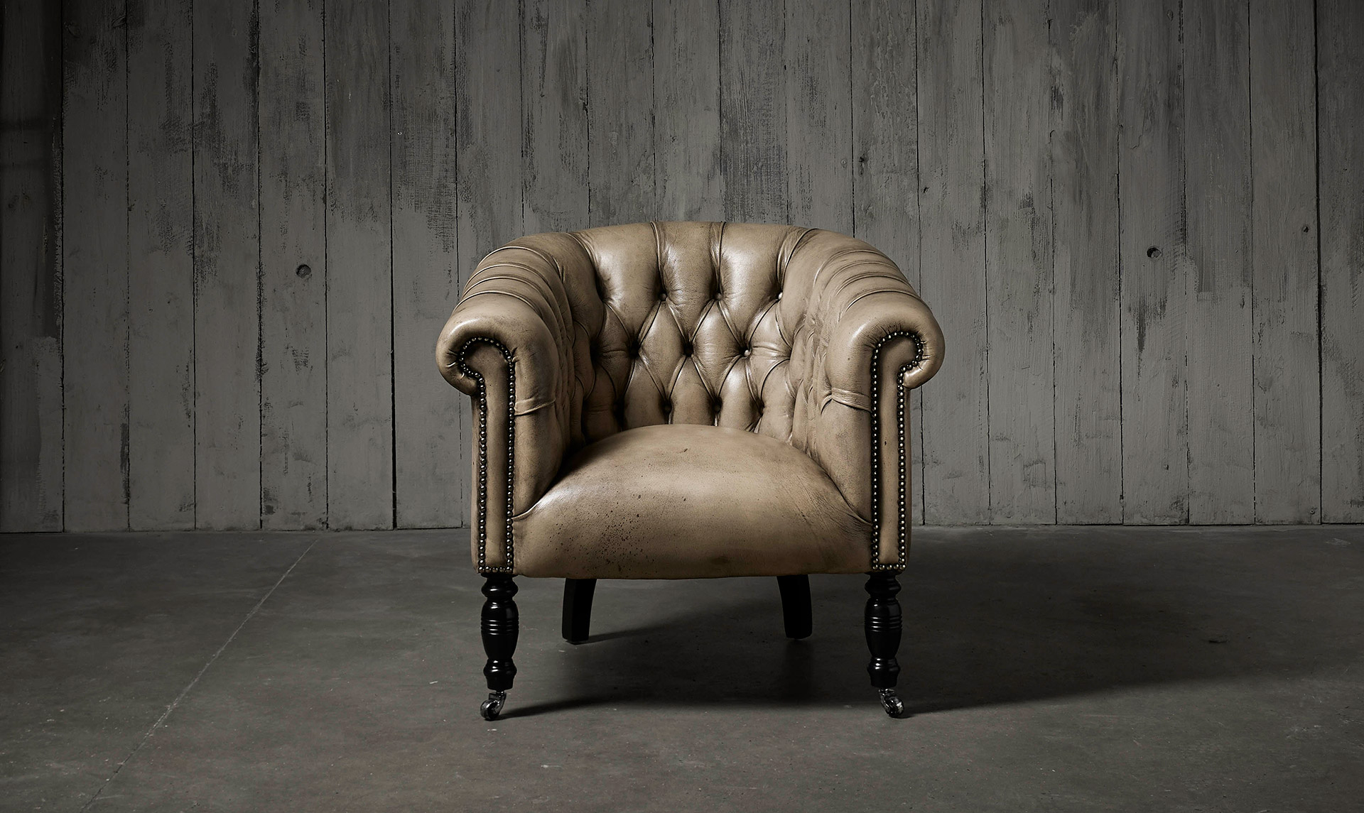 Mustang hand-coloured leather sofa
